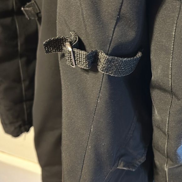 Canada Goose Expedition Women’s coat size Large with fox fur trim hood - Picture 10 of 12